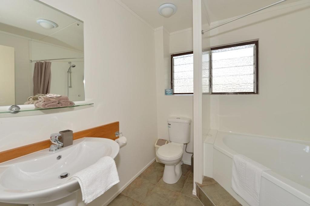 Waterfalls Estate - Motel & Campground Paihia Exterior photo